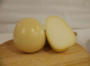 Caciocavallo di latte vaccino